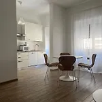 Loverhome Apartment 10