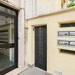 Loverhome Apartment 10