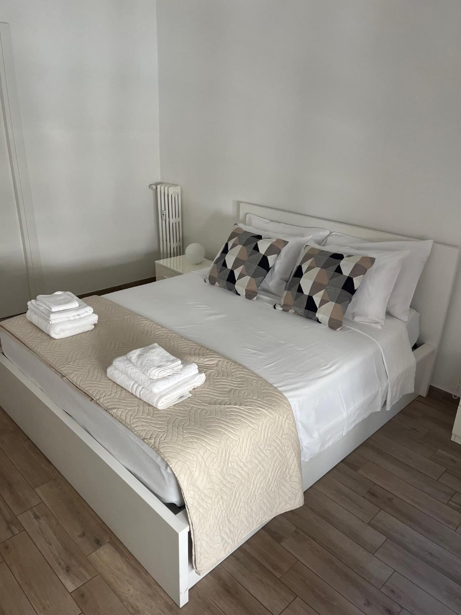 Loverhome 10 *