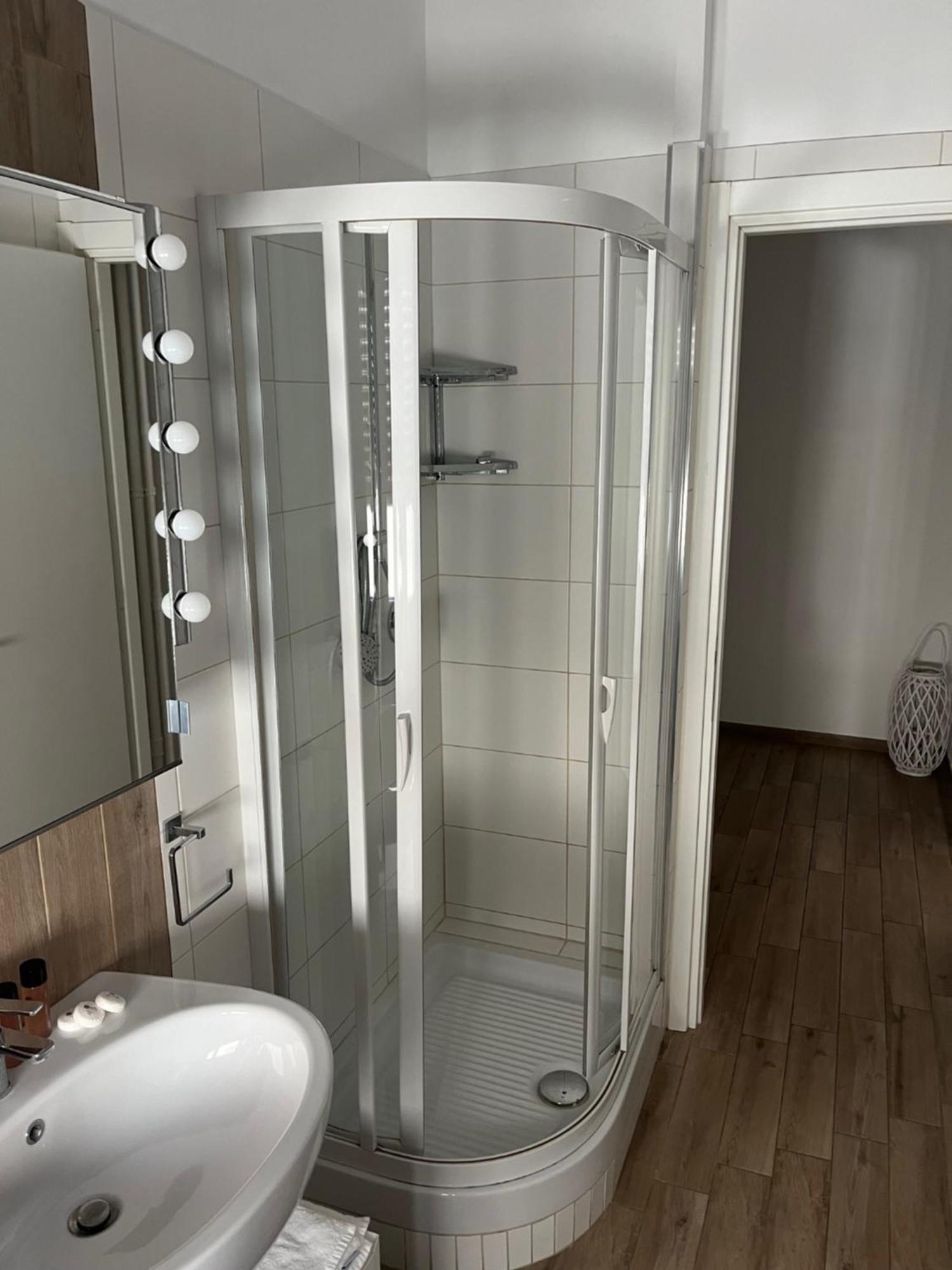 Apartment Loverhome 10 *